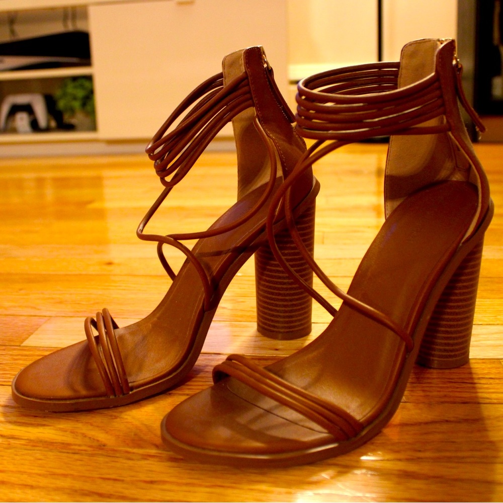 Forever 21 Strappy stacked sandals